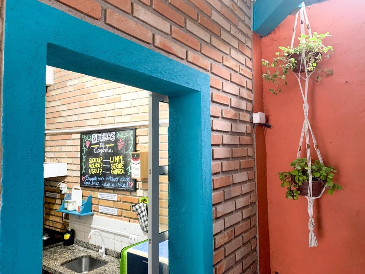 Hostel Vento Leste Бомбиньяс Экстерьер фото