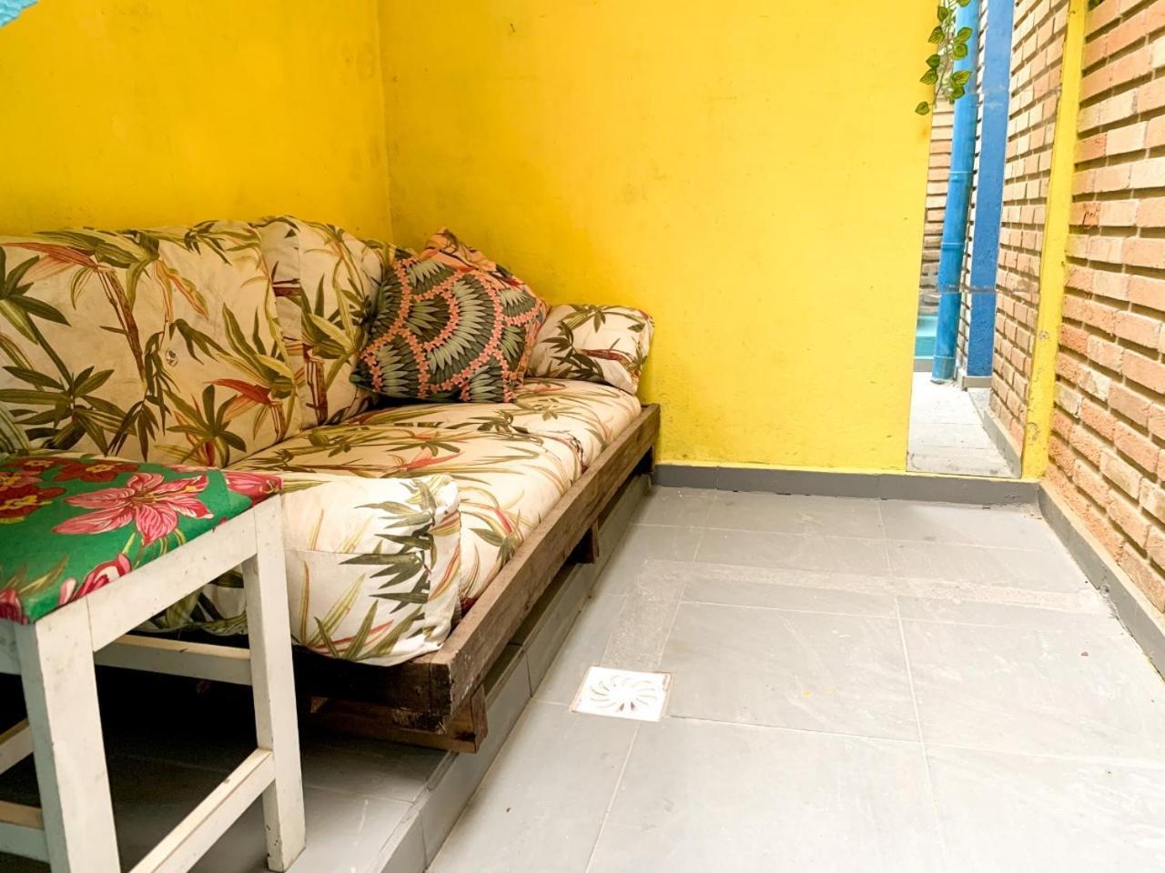 Hostel Vento Leste Бомбиньяс Экстерьер фото