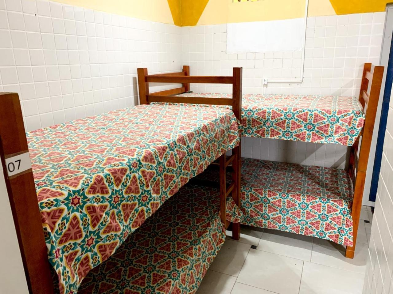 Hostel Vento Leste Бомбиньяс Экстерьер фото