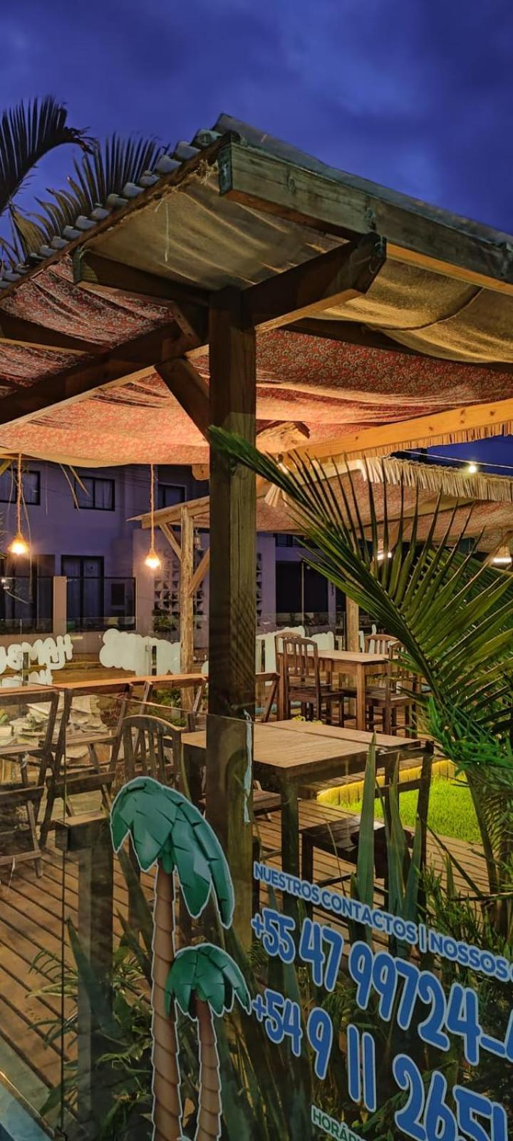 Hostel Vento Leste Бомбиньяс Экстерьер фото