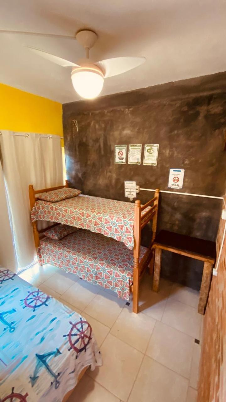 Hostel Vento Leste Бомбиньяс Экстерьер фото